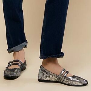 NWB Free People Silver Gemini Ballet Flats- Size 7